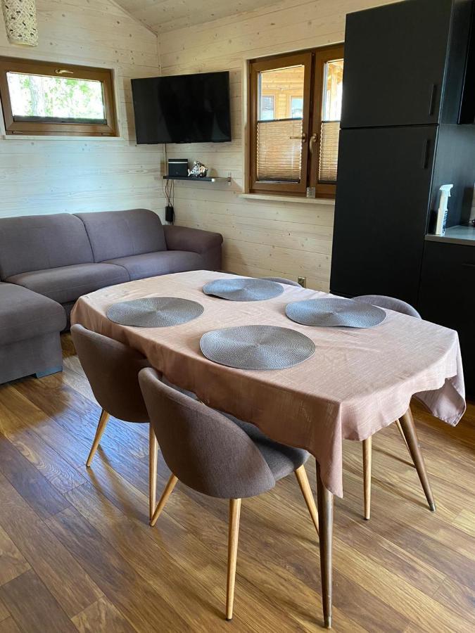 Dziesiatka Nad Samym Jeziorem - Pierwsza Linia Ferienhaus *